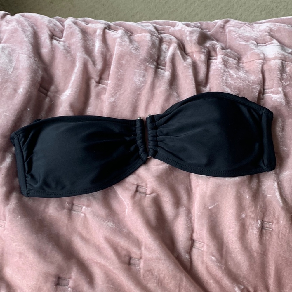 strapless bikini top